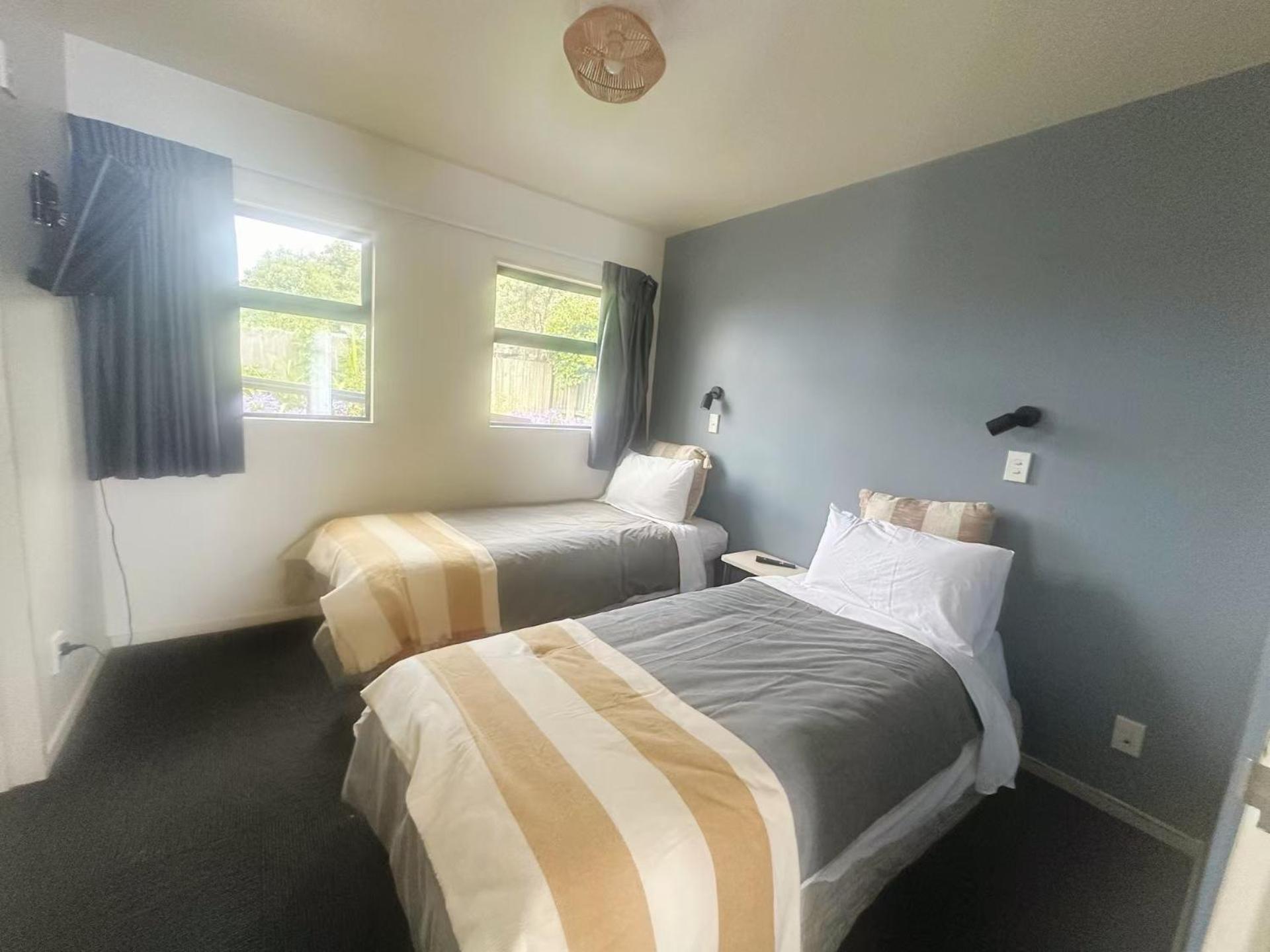 Aaa Northlands Motel Крайстчърч Екстериор снимка